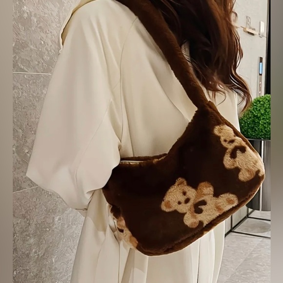 🌟Host Pick!!🌟Teddy Bear Fluffy Shoulder Bag. - Picture 6 of 6